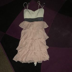 I’m selling a dress